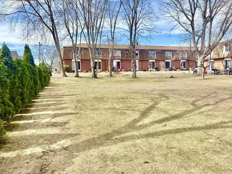 33 Russell St #6, Griswold, CT 06351