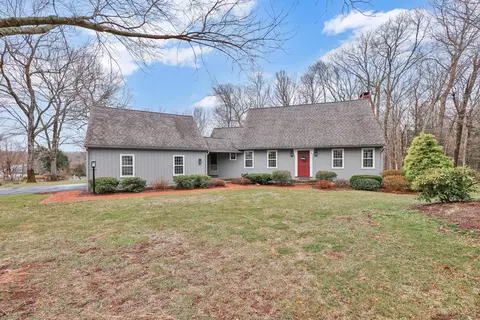 65 Heather Glen Rd, Glastonbury, CT 06033