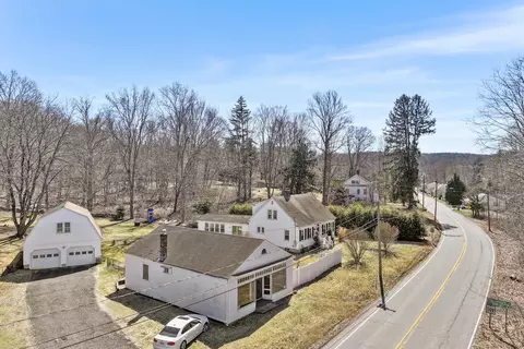406 E Haddam Moodus Rd, Moodus, CT 06469