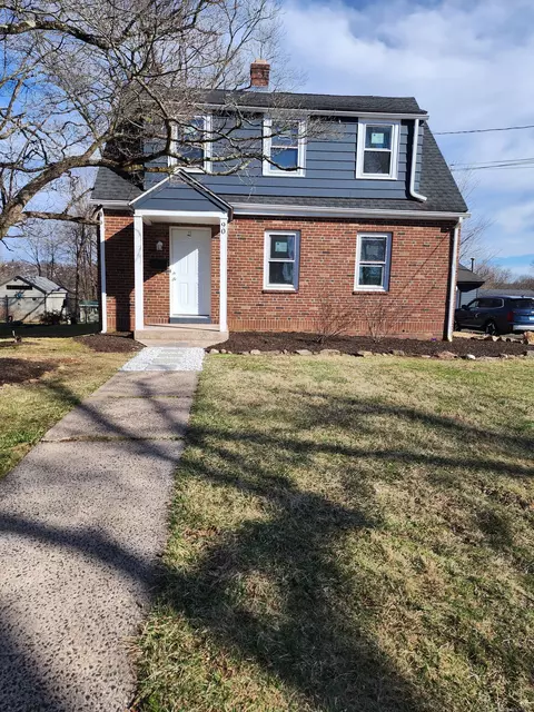 90 Grandview Ave, Wallingford, CT 06492