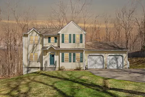 12 Mountain Rd, Colchester, CT 06415