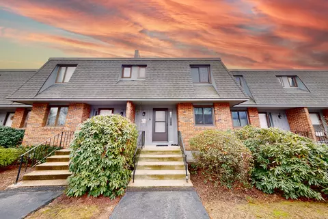 32 Upper Pattagansett Rd #6, East Lyme, CT 06333
