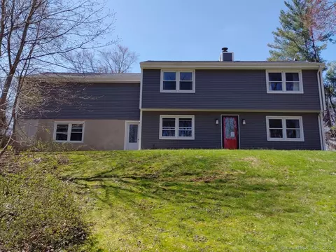 34 Eastview Ter, Meriden, CT 06450
