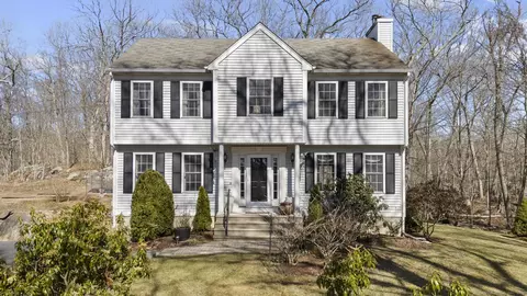 18 B River Rd, Clinton, CT 06413