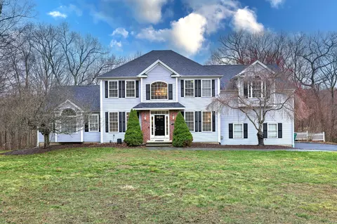25 Evergreen Ter, Seymour, CT 06483