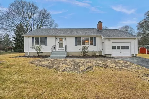 326 Smith Farm Rd, Orange, CT 06477