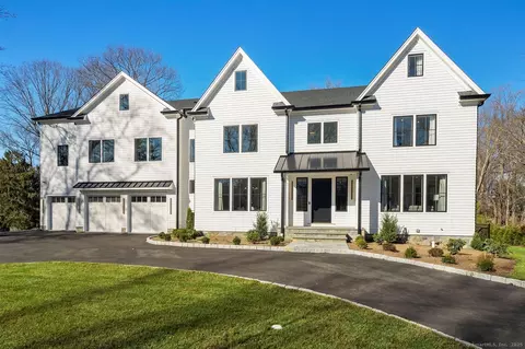 250 Tokeneke Rd, Darien, CT 06820