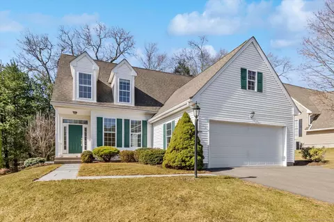 19 Cavendish Pl #19, Avon, CT 06001
