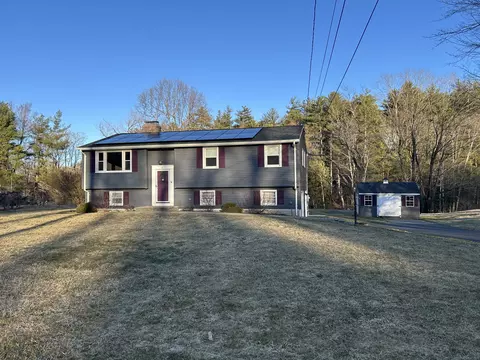 13 Muriel Dr, Granby, CT 06035