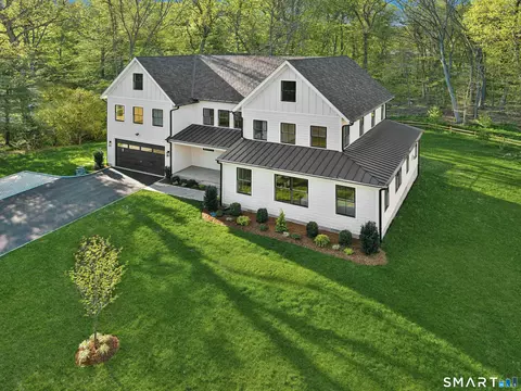 20 Marianne Rd, Darien, CT 06820