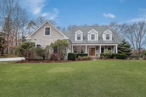 31 Governors Way, Madison, CT 06443