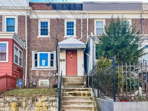 396 Dover St, Bridgeport, CT 06610
