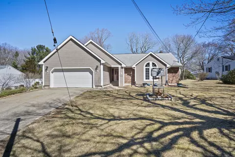1285 Route 163, Oakdale, CT 06370