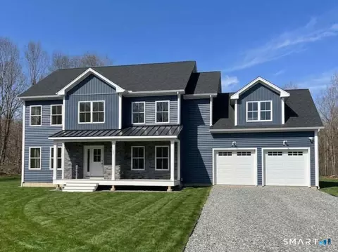 20 Oakcrest Rd, Oxford, CT 06478