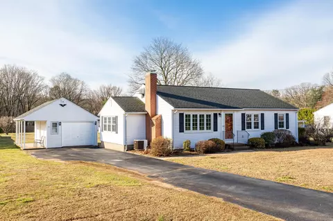 50 Woodside St, Manchester, CT 06040