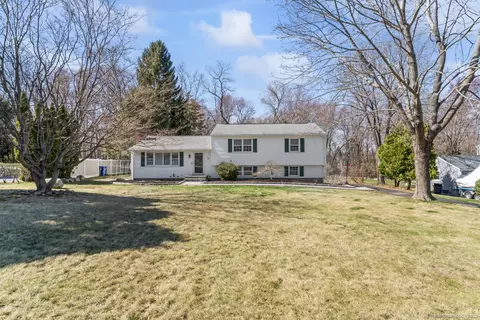22 Budd Dr, Bethel, CT 06801
