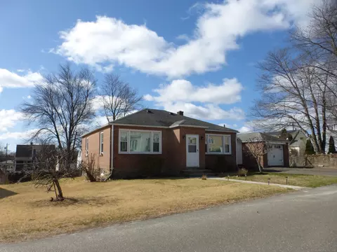 24 Rockland Ave, Waterbury, CT 06708