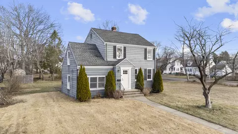 46 William St, North Haven, CT 06473