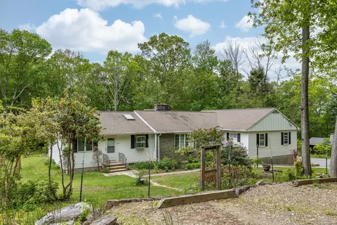 127 Separatist Rd, Mansfield, CT 06268