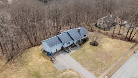 9 Lost Acres Rd, Norwich, CT 06360