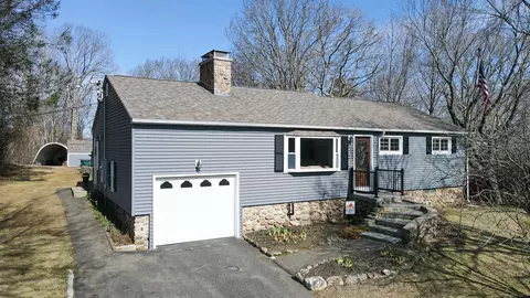 52 Paul St, Wolcott, CT 06716