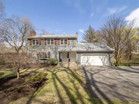 310 Ridgefield Rd, Wilton, CT 06897