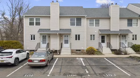 8-10 Broad St #102, Meriden, CT 06450
