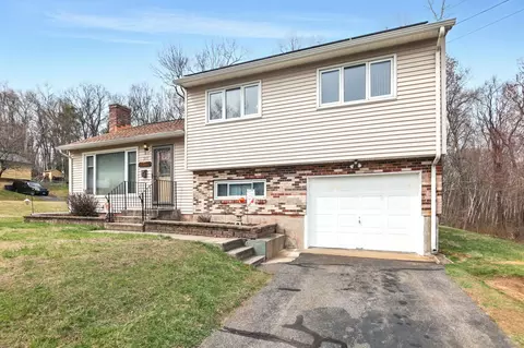 310 Jackson Rd, Enfield, CT 06082