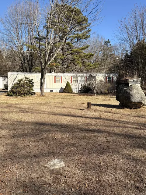 710 Margaret Henry Rd, Sterling, CT 06377