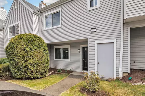 72 Country Pl #72, Shelton, CT 06484
