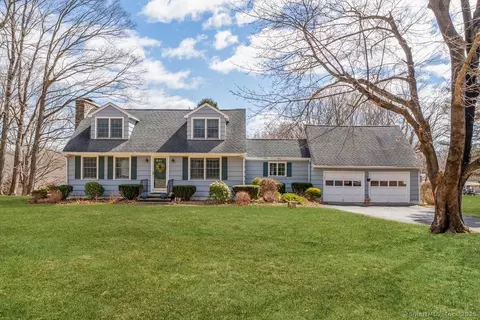 369 Great Hill Rd, Guilford, CT 06437