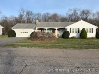 9 Farrel Dr, Ansonia, CT 06401