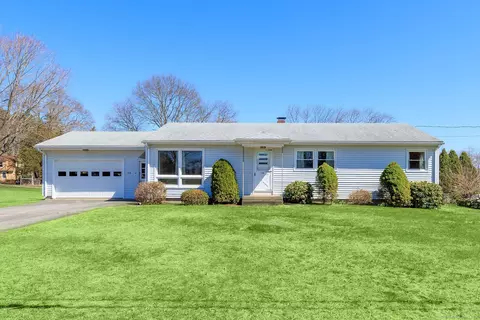 138 Fortin Dr, Brooklyn, CT 06234