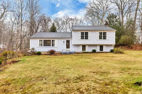 100 Warpas Rd, Madison, CT 06443