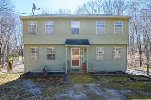 12 Beacon Hill Blvd, Wolcott, CT 06716