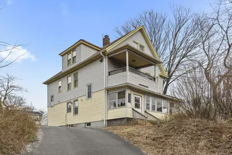 141 Old Foxon Rd, East Haven, CT 06513