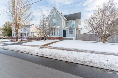 10 New King St, Enfield, CT 06082
