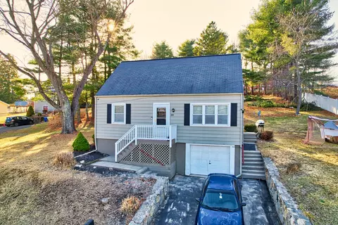 223 Bucks Hill Rd, Waterbury, CT 06704