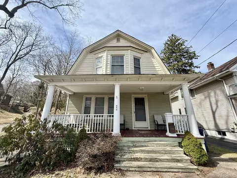 556 Savin Ave, West Haven, CT 06516