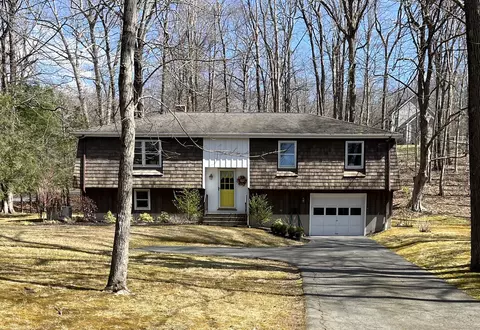 1228 Arbutus St, Durham, CT 06422