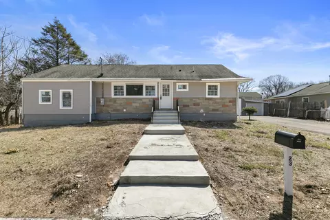 23 Giles Ave, North Haven, CT 06473