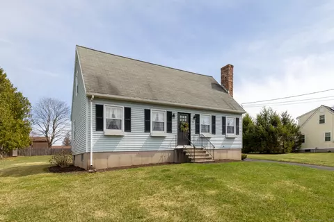 28 Peppermint Ln, Bristol, CT 06010