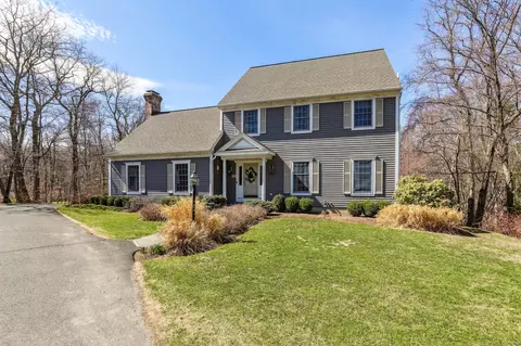 34 Bruschi Ln, Ridgefield, CT 06877