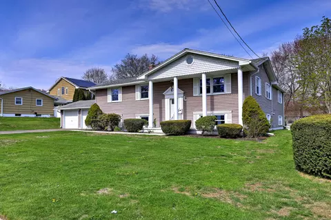 311 Woodruff Rd, Milford, CT 06461