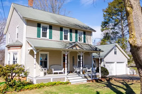 20 Maple Ave, Broad Brook, CT 06016