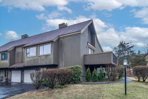 634 North Trl #B, Stratford, CT 06614