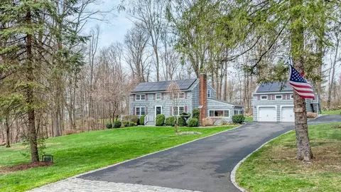 90 Harvey Rd, Ridgefield, CT 06877