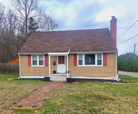 55 Beacon St, New Britain, CT 06053