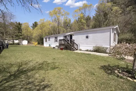 11 Elizabeth Ln, Windham, CT 06256