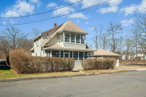 9 Carley St, Shelton, CT 06484